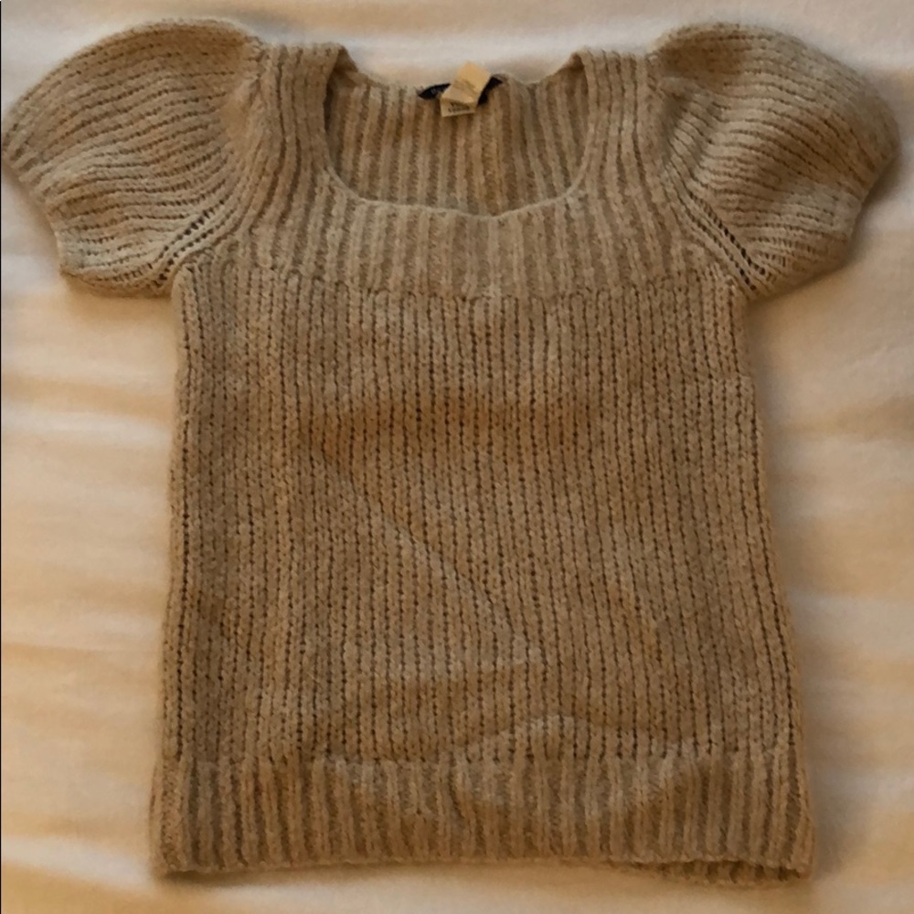BCBGMAXAZRIA Short sleeve sweater